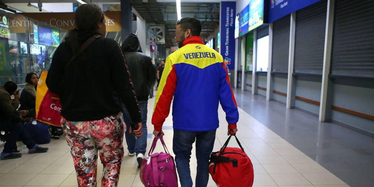 Noboa sella el fin del Estatuto Migratorio entre Ecuador y Venezuela